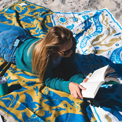 Festival Blanket: Nomadix x 5 Gyres: Kelp Swirl