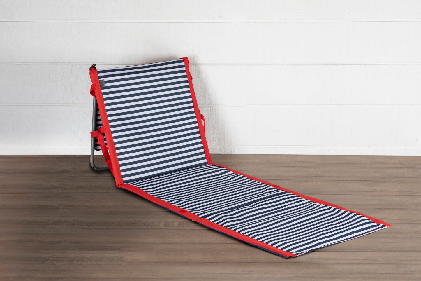 Beachcomber Portable Beach Chair & Tote