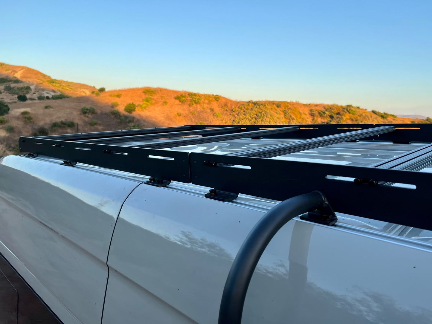 SPRINTER 170" HIGH ROOF STEALTH ROOF RACK