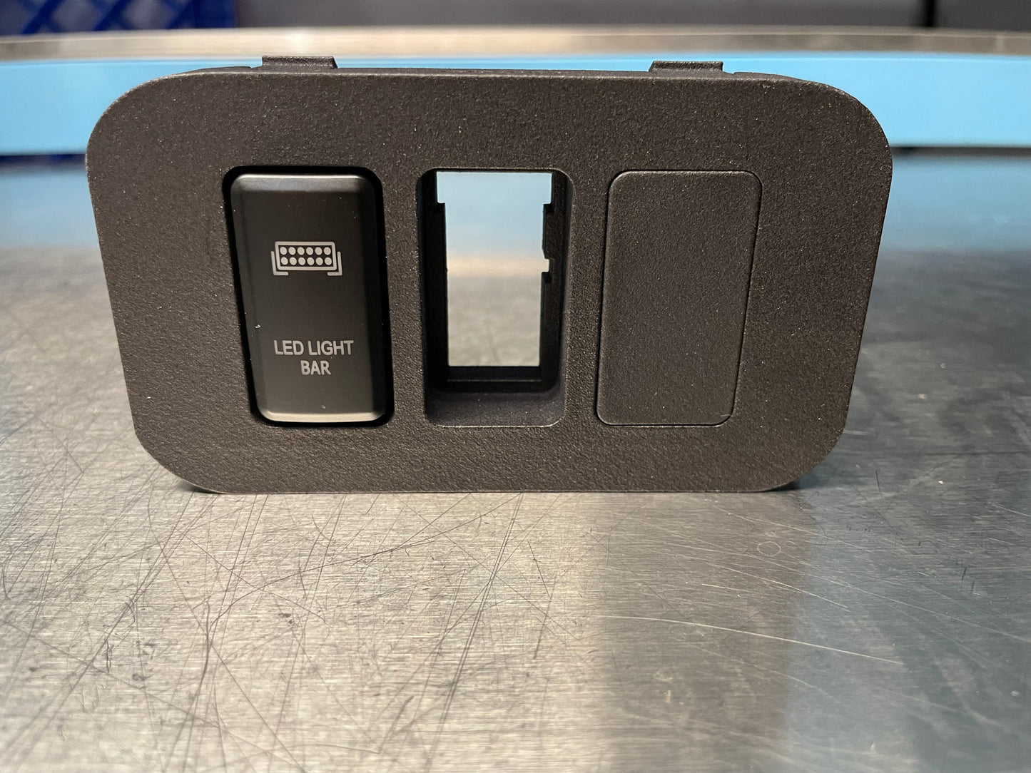 Modular Insert for 3 Tall Switches