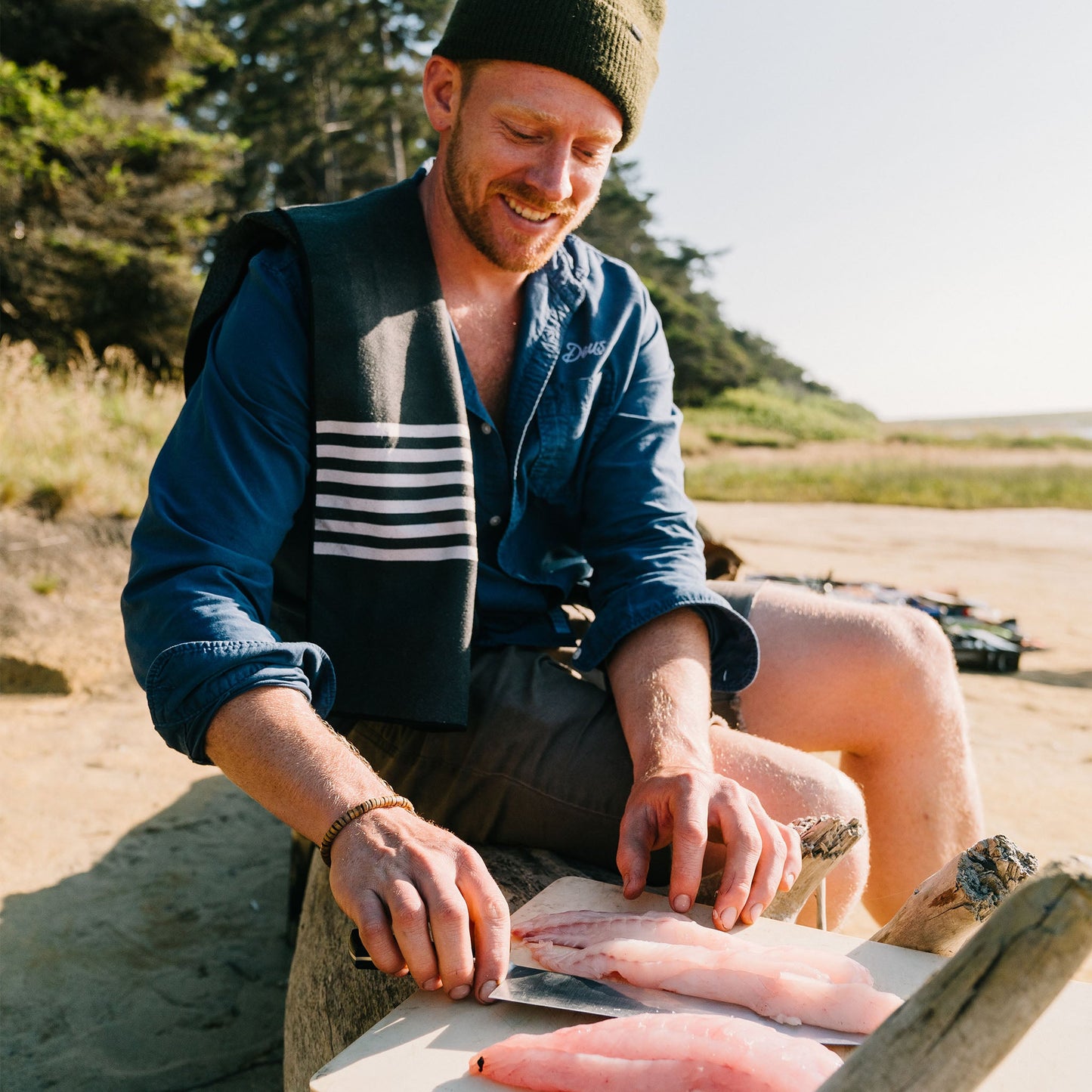 Mini Towel: Poolside Black