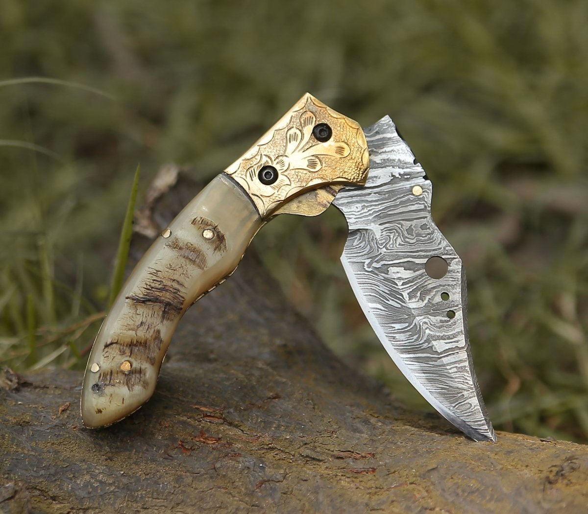 Myst Gentleman's Pocket Folder with Ram Horn Handle