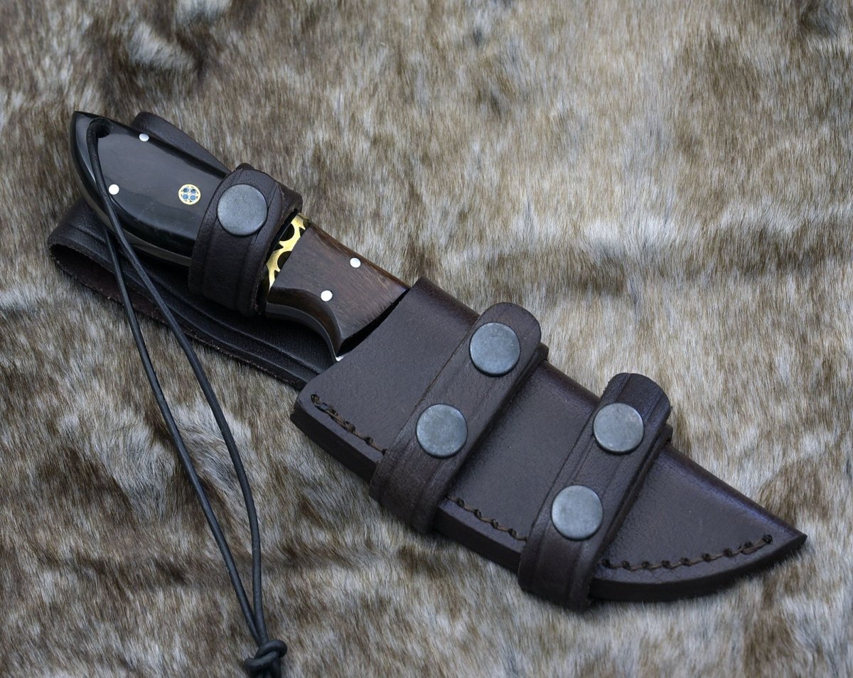 Oathkeeper Deer Skinning Knife with Horn & Rosewood Handle