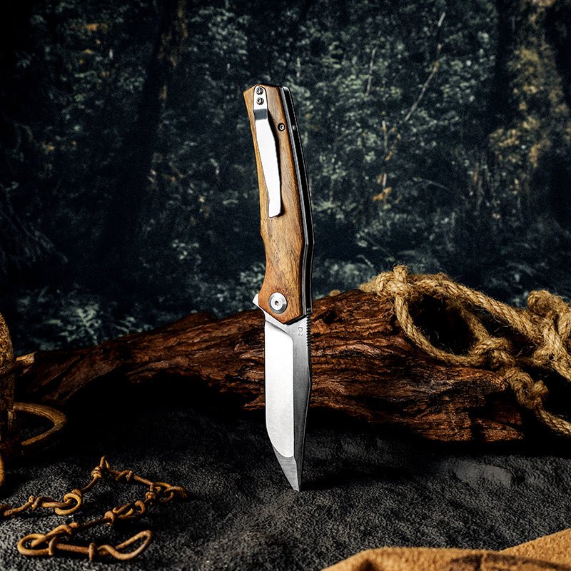 Polaris D2 Steel Pocket Knife with Exotic Sandal Wood Handle