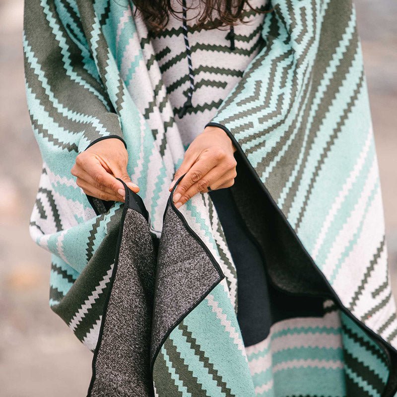 Poncho Towel: Baja Aqua
