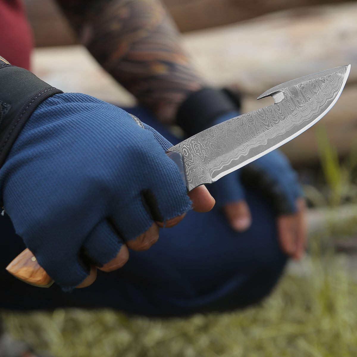 PrimalEdge Damascus Gut Hook Knife with Exotic Wenge Wood and Turquoise Handle