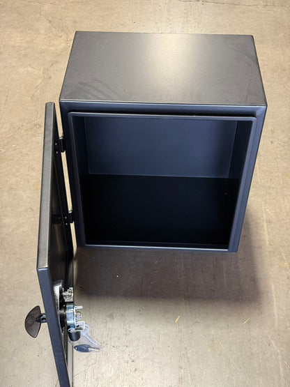 Aluminum Storage Box - Grande | Camper Van Storage