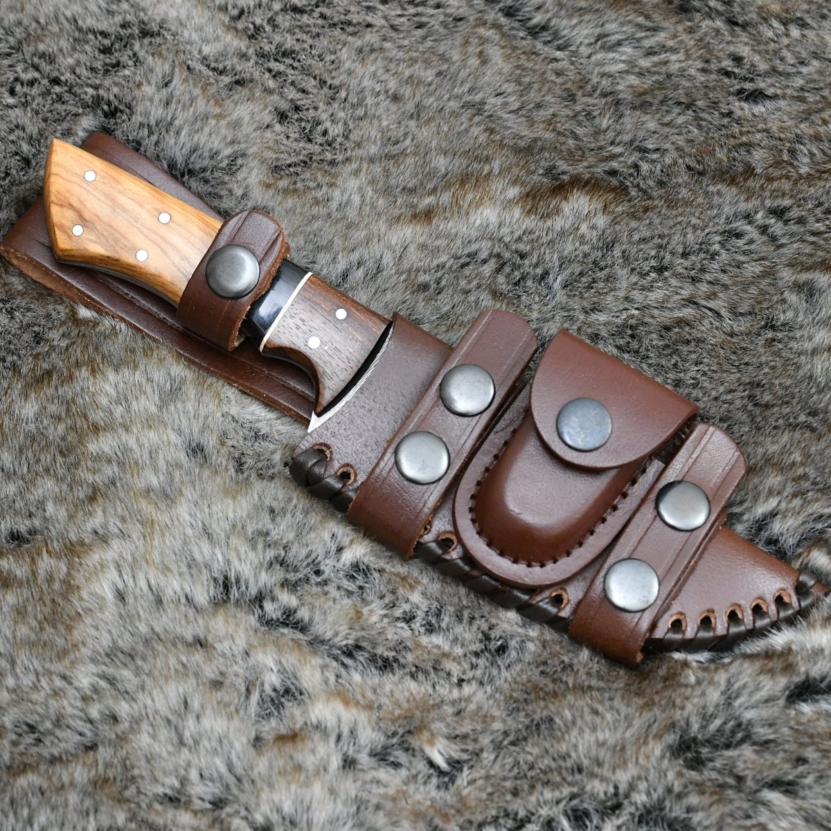 Sculptor Camp Knife with Exotic Olive Wood Handle