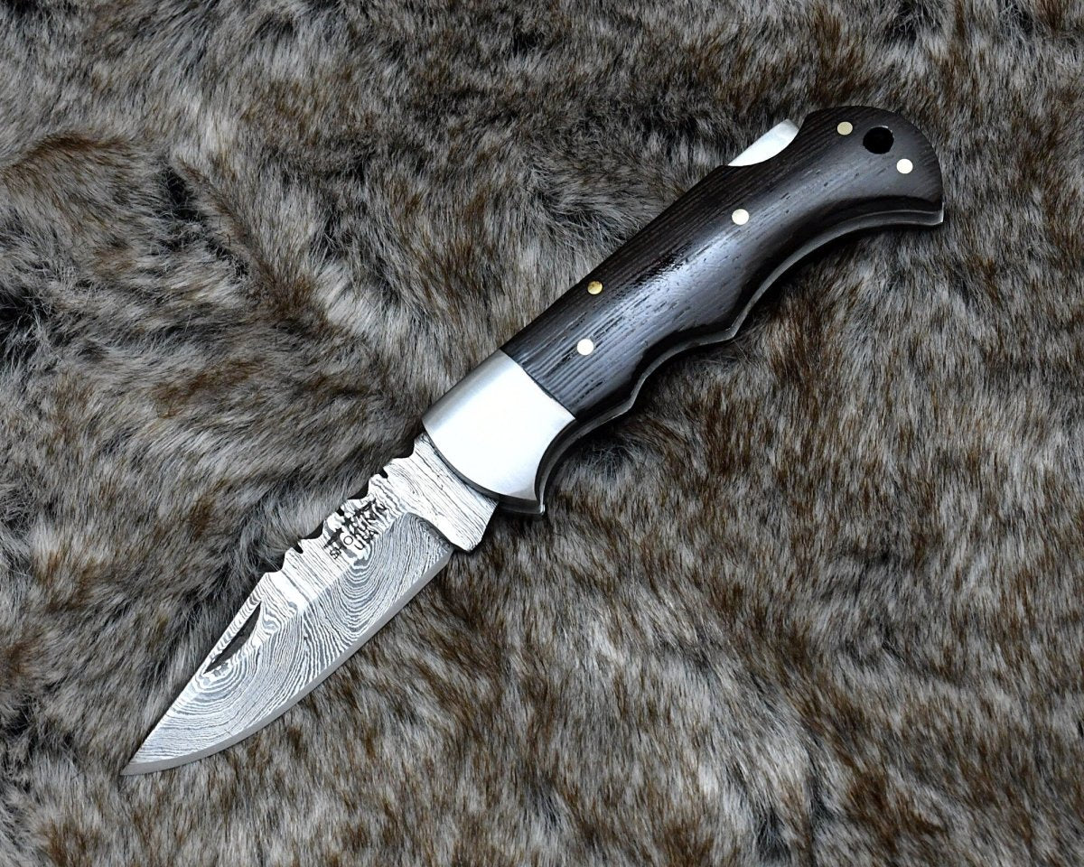 Starshard Damascus Pocket Knife with Exotic Wenge Wood Handle