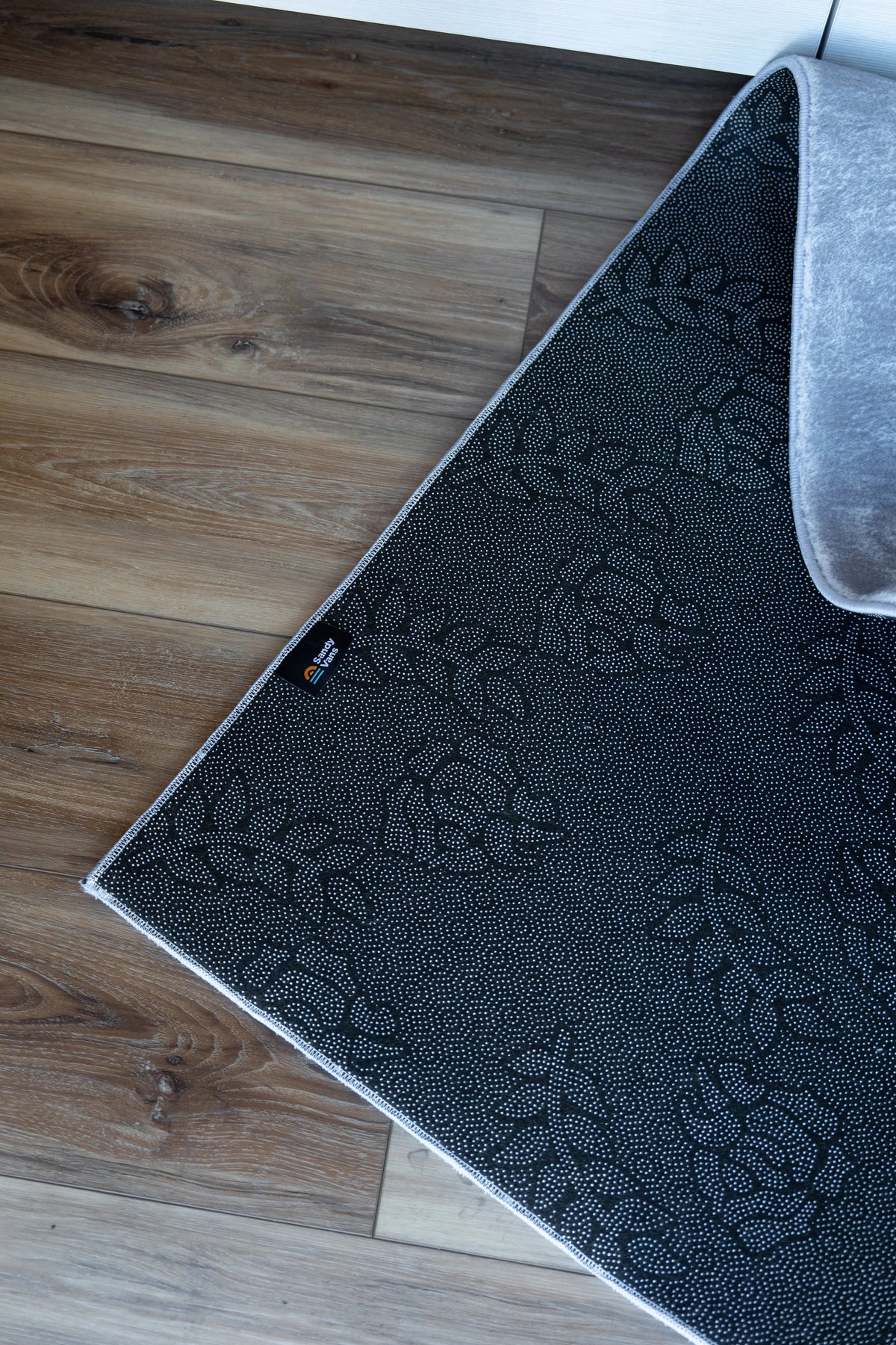 SV L-Shaped Sprinter Van Washable Rug