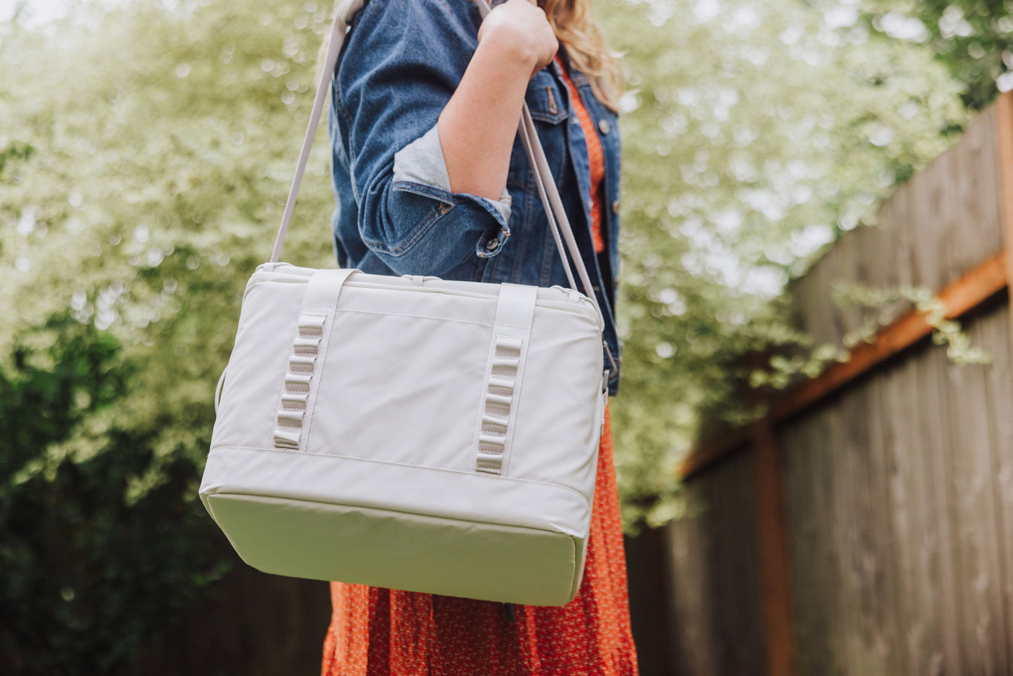 Tarana Superthick Cooler - 24 can